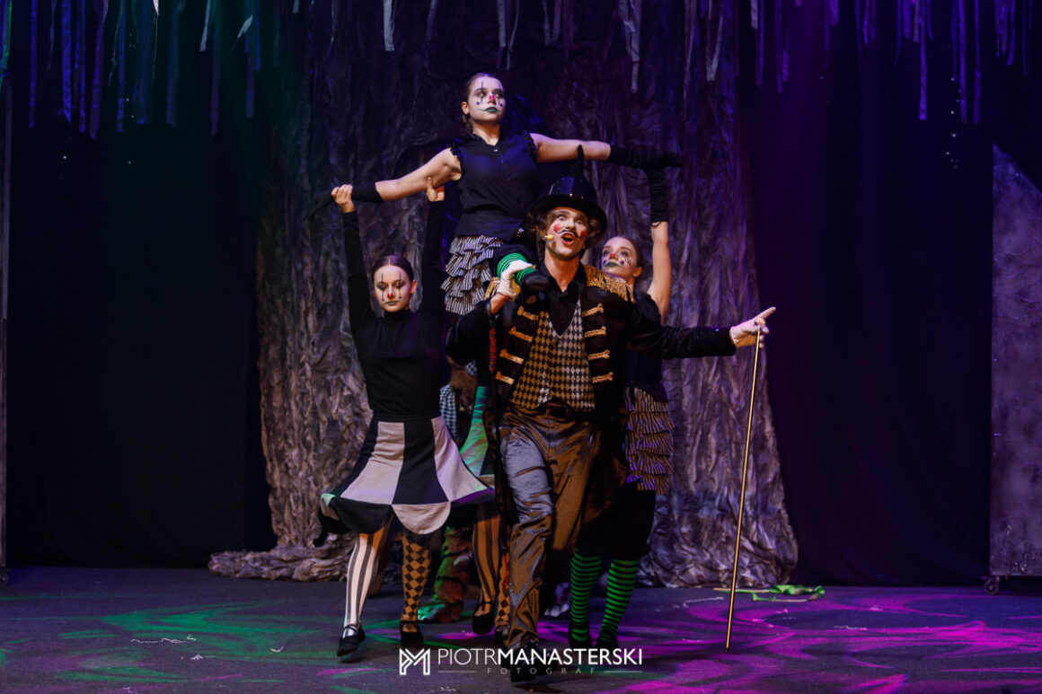 Fauna. Musical nieludzki