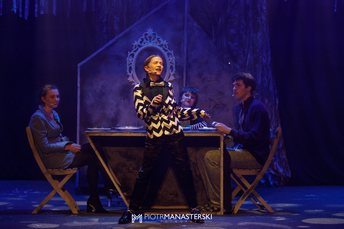 Fauna. Musical nieludzki