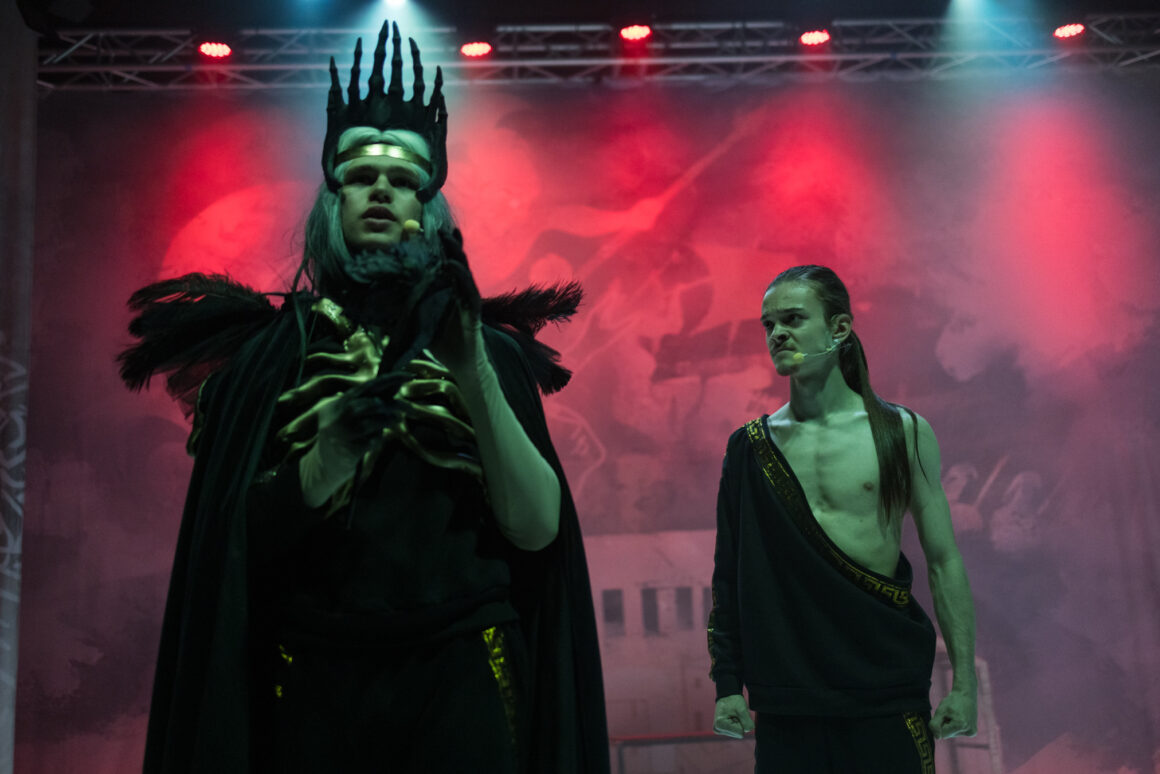 OMG! O mitach greckich