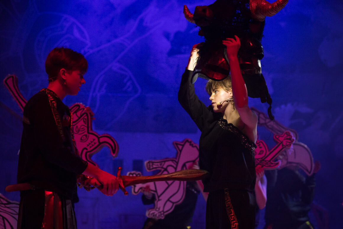 OMG! O mitach greckich